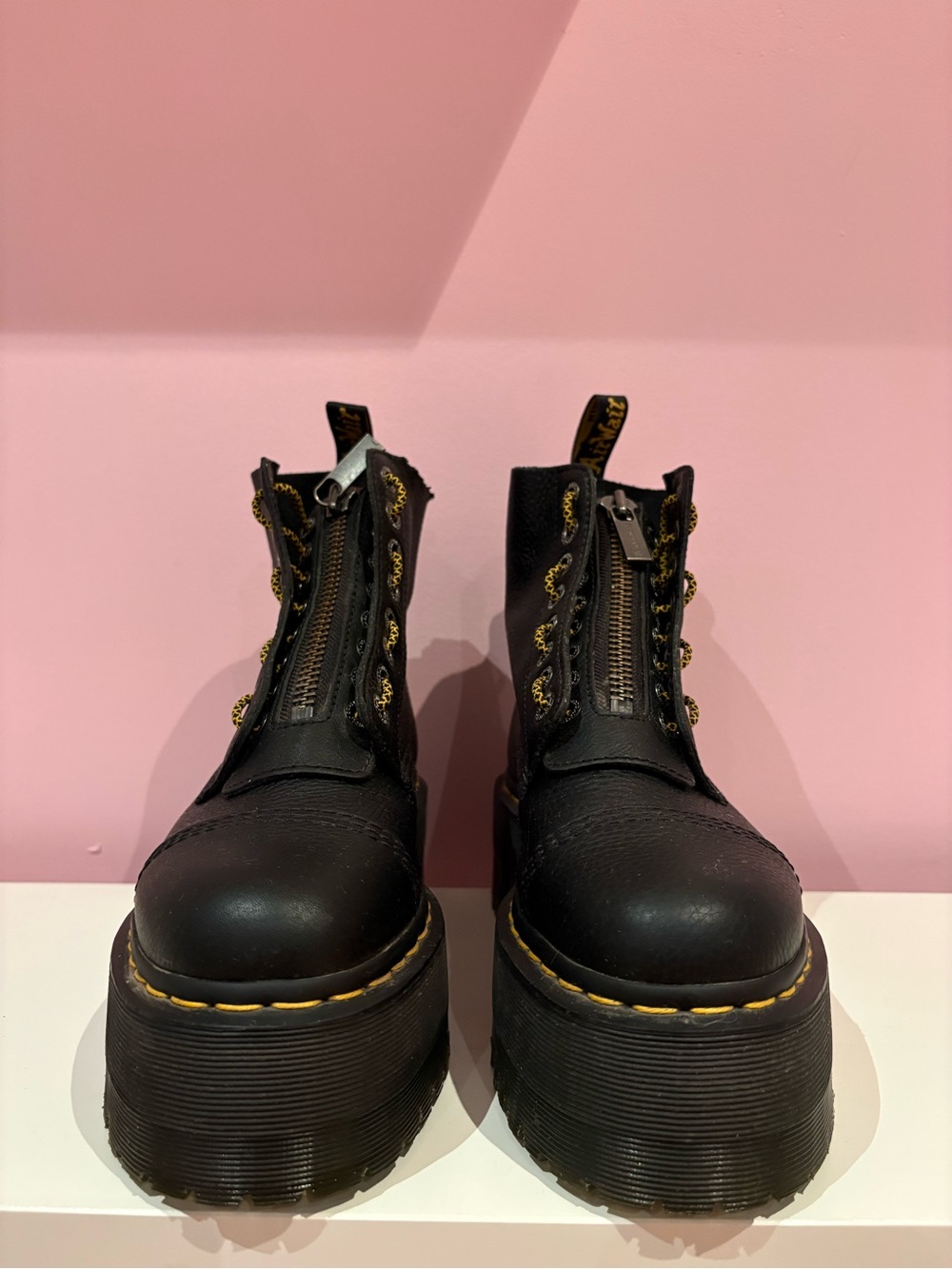 Dr. Martens SINCLAIR MAX PISA LEATHER PLATFORM BOOTS - DAMAGED! PLEASE READ 🖤